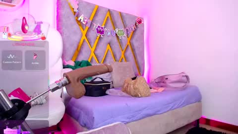 Snapshot of susan_hottye_ chatting on December 1, 10:31 am Susan online show from December 1, 10:31 am