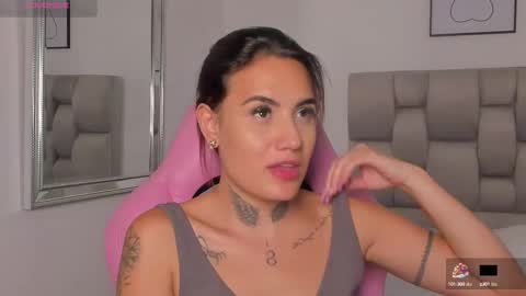 Susan online show from September 12, 8:20 pm