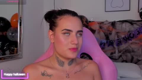 Susan online show from October 22, 8:52 pm