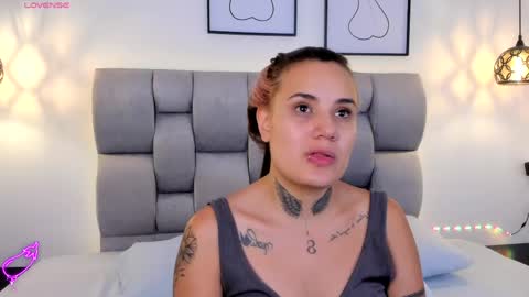 Susan online show from April 26, 2:59 pm