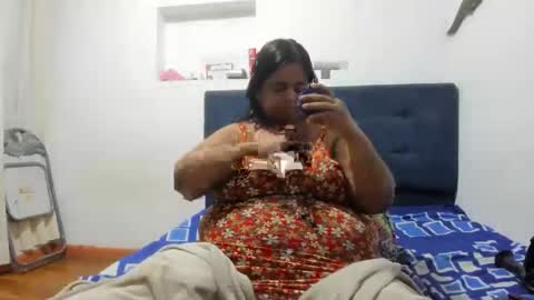 Snapshot of susanaeshwar chatting on December 19, 1:34 am susanaeshwar online show from December 19, 1:34 am