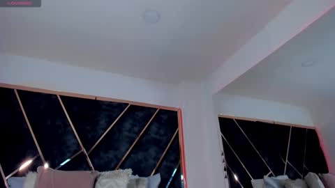 susanahenao online show from November 11, 6:52 pm