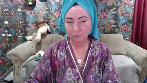 Snapshot of susanlanicex chatting on June 24, 5:28 am SusanLaNiceX online show from June 24, 5:28 am