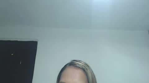 susanleroy online show from February 14, 8:52 am