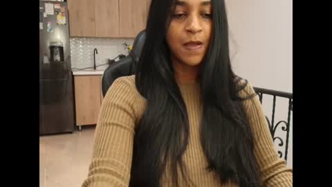 Snapshot of susanrhodes_ chatting on June 14, 11:45 am Susan Rhodes online show from June 14, 11:45 am