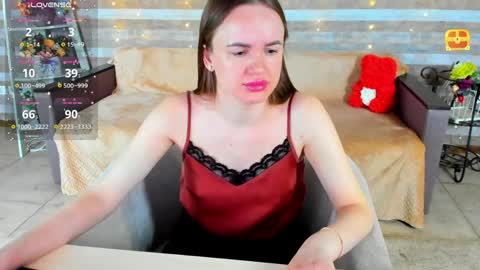 susansmitt online show from May 2, 6:57 pm