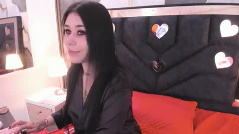 susanvilla online show from February 14, 7:54 pm