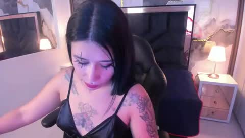 Snapshot of susanvilla chatting on June 16, 8:11 pm susanvilla online show from June 16, 8:11 pm