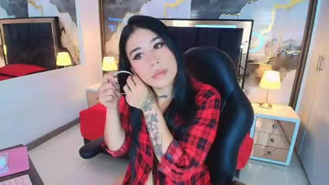 Snapshot of susanvilla chatting on July 18, 7:39 pm susanvilla online show from July 18, 7:39 pm