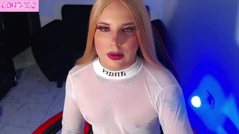 Snapshot of susej_exotic69 chatting on April 10, 8:19 am ale online show from April 10, 8:19 am
