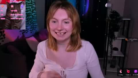 Snapshot of susie_miu chatting on June 17, 9:49 pm SUSIE 3 online show from June 17, 9:49 pm