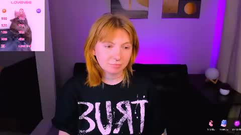 Snapshot of susie_miu chatting on June 20, 10:34 pm SUSIE 3 online show from June 20, 10:34 pm