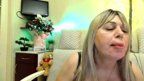 SusiexNoreen online show from June 5, 11:10 pm