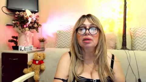 SusiexNoreen online show from July 4, 1:17 pm