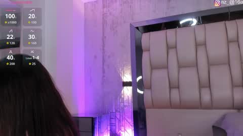  susi  online show from June 1, 8:43 pm