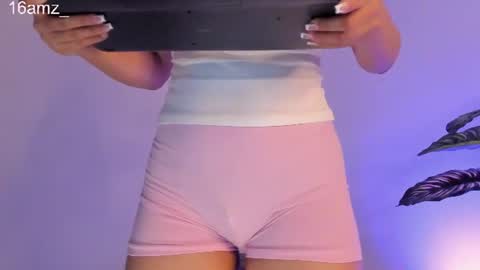  susi  online show from July 10, 8:44 pm
