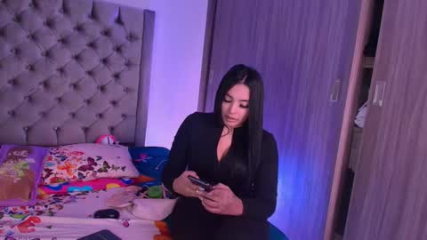 Andrea online show from January 13, 9:42 pm