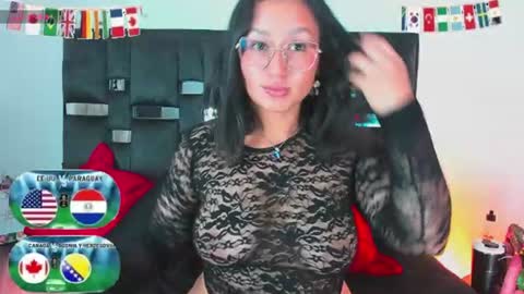 Snapshot of sussysunny_ chatting on June 21, 4:04 am Sussy Sunny online show from June 21, 4:04 am