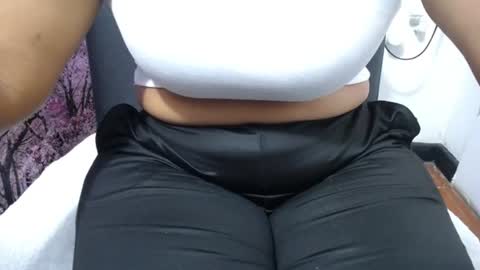 Snapshot of susy_perverttt chatting on August 5, 1:47 pm susy_perverttt online show from August 5, 1:47 pm
