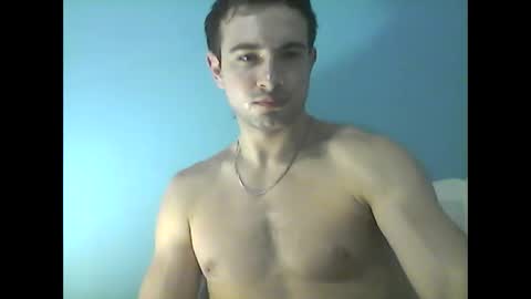 Snapshot of sutromaxx chatting on March 26, 3:45 am Maximus online show from March 26, 3:45 am