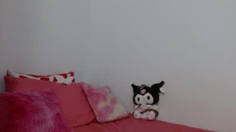 suzan_30 online show from November 6, 8:10 pm