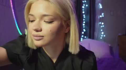 Stacy online show from July 16, 9:43 pm