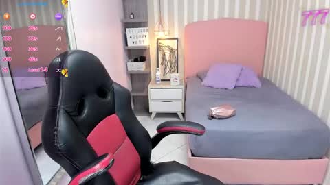 S U Z E T  online show from February 26, 7:35 pm