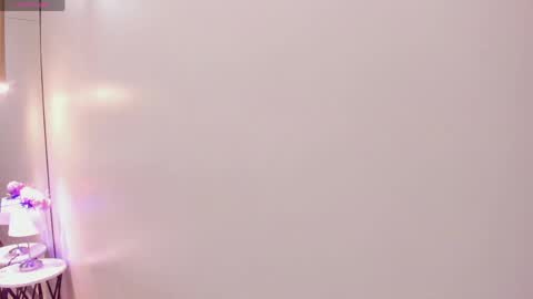 Snapshot of suzylee_ chatting on May 26, 2:51 am suzylee_ online show from May 26, 2:51 am