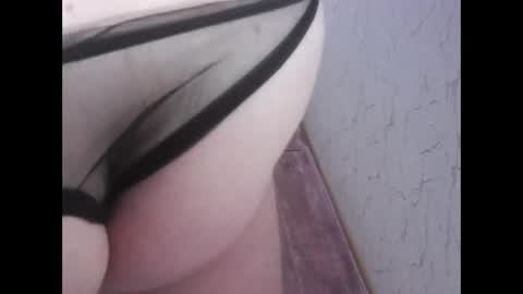 Snapshot of sv27 chatting on October 10, 7:51 am sv27 online show from October 10, 7:51 am