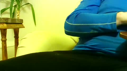 Snapshot of sven_eber chatting on January 6, 8:50 pm Peter online show from January 6, 8:50 pm