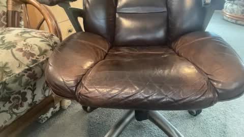 Snapshot of svscruz831 chatting on November 3, 6:20 pm VersDad55 online show from November 3, 6:20 pm