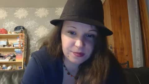 H3D0N15T5 online show from October 18, 3:24 pm