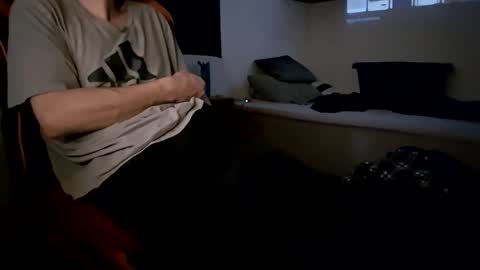 Snapshot of swe9090 chatting on November 1, 12:34 am swe9090 online show from November 1, 12:34 am