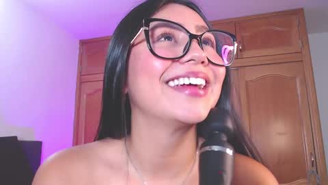 Amy  IG sweeet amy0 online show from January 14, 1:15 am