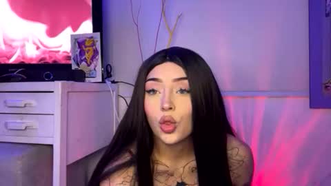 Snapshot of sweeetbabyy22 chatting on June 6, 2:49 am Valeria online show from June 6, 2:49 am