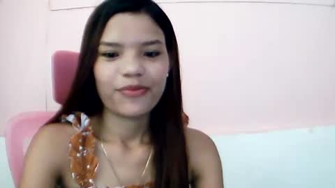 Snapshot of sweet01pinay chatting on June 15, 3:42 am sweet01pinay online show from June 15, 3:42 am