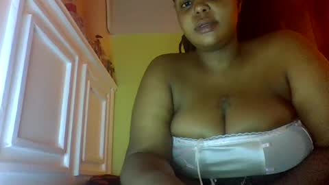 sweet52537 online show from July 21, 4:26 am
