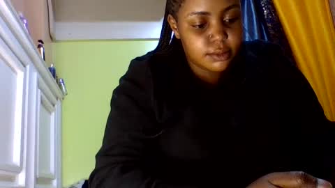 sweet52537 online show from August 6, 5:59 pm