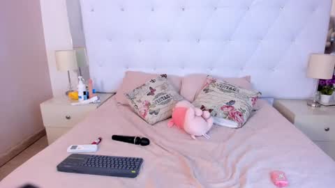 Abby online show from September 25, 8:34 pm