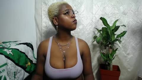 mariana online show from April 11, 7:45 am