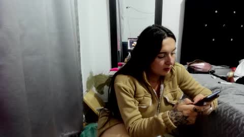 sweet__suck69bitch online show from March 13, 5:25 am