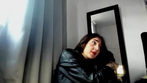 sweet__suck69bitch online show from March 23, 10:58 pm