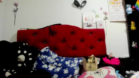 Snapshot of sweet__suck69bitch chatting on May 26, 3:30 pm sweet__suck69bitch online show from May 26, 3:30 pm