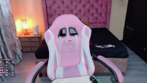 Snapshot of sweet__thang chatting on July 28, 11:17 am sweet__thang online show from July 28, 11:17 am
