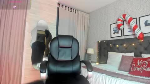 Snapshot of sweet__vanessa1 chatting on December 14, 5:24 am Vanessa online show from December 14, 5:24 am