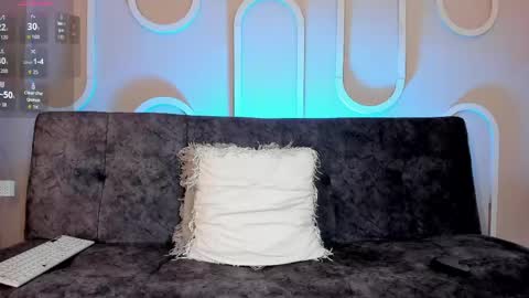 alessandre online show from May 25, 7:42 pm