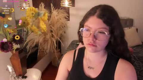 Alice online show from June 13, 7:23 pm