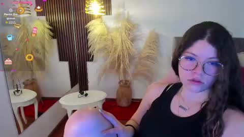 Alice online show from July 22, 6:43 pm
