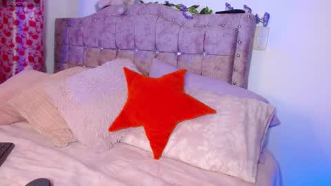 Snapshot of sweet_anllela chatting on February 28, 1:47 am Sthefany Lauren Independent Model online show from February 28, 1:47 am