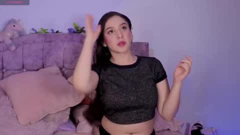 Snapshot of sweet_anllela chatting on November 8, 3:18 am Sthefany Lauren Independent Model online show from November 8, 3:18 am